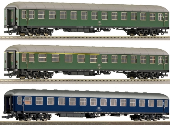 Car Set 1 "Beograd-Express"<br /><a href='images/pictures/Roco/64055.jpg' target='_blank'>Full size image</a>